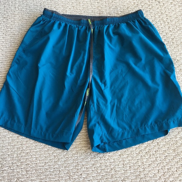 brooks shorts mens